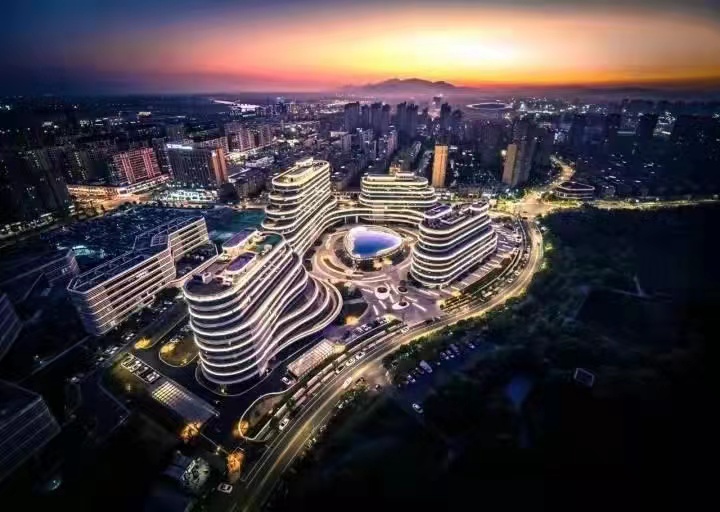 衢時代未來大廈完工，衢州再添一座地標建筑項目采購浙江清澈環(huán)保設(shè)備有限公司不銹鋼水箱
